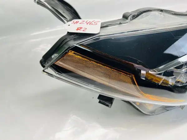 2017 2018 2019 TOYOTA COROLLA LED  FRONT RIGHT OEM HEADLIGHT GENUINE - Image 10
