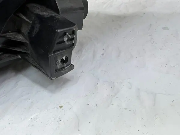 2016 2017 2018 TOYOTA RAV4 HALOGEN BLACK BEZEL FRONT LEFT OEM HEADLIGHT - Image 8