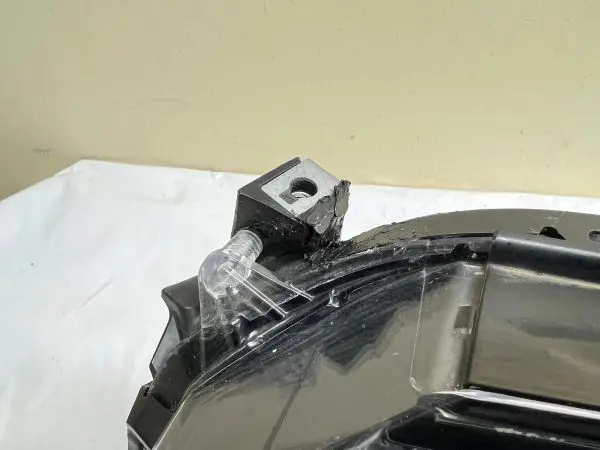2016 2017 2018 TOYOTA RAV4 HALOGEN BLACK BEZEL FRONT LEFT OEM HEADLIGHT - Image 13
