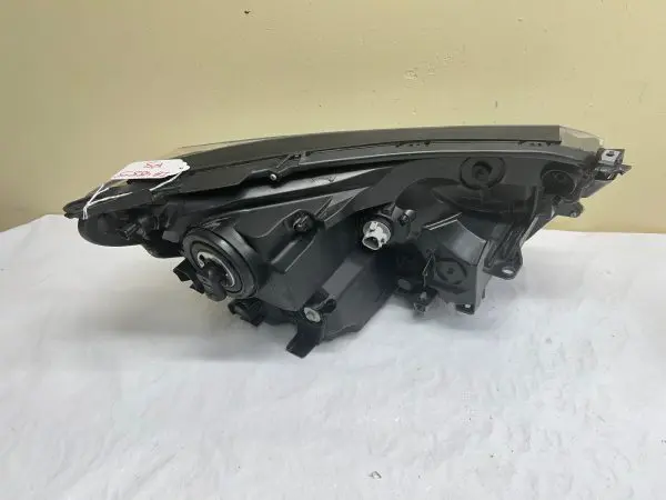 2016 2017 2018 TOYOTA RAV4 HALOGEN BLACK BEZEL FRONT LEFT OEM HEADLIGHT - Image 16