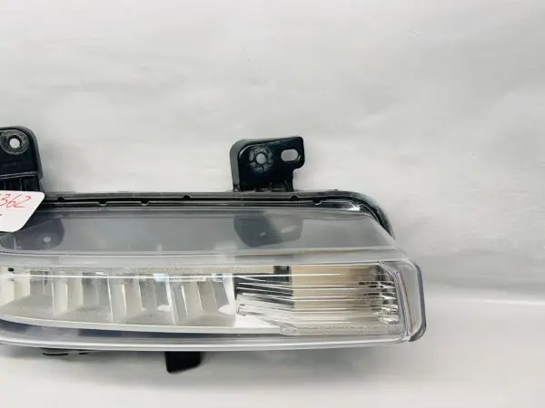 LB5B15A254AC 2020 2021 2022 2023 FORD EXPLORER LED FRONT RIGHT OEM FOG LIGHT - Image 2
