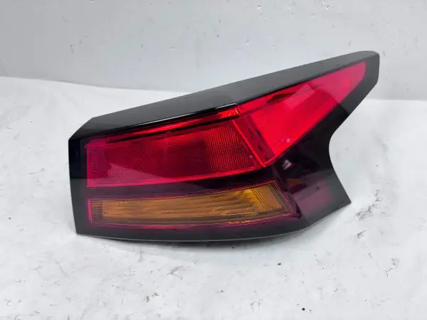 2019 2020 2021 2022 NISSAN ALTIMA HALOGEN REAR RIGHT OEM TAIL LIGHT - Image 2