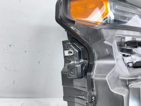 2020 2021 2022 2023 CHEVY SILVERADO 2500 3500 HALOGEN FRONT RIGHT OEM HEADLIGHT - Image 12