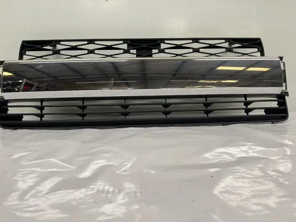 52701-35010 2014 2015 2016 2017 2018 2019 toyota 4runner front oem lower grille - Image 13