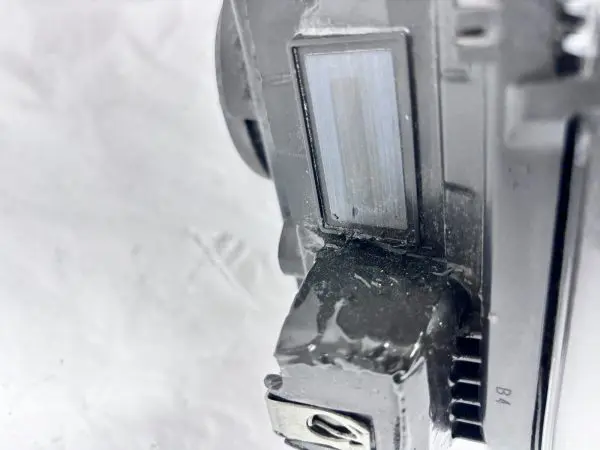 2020 2021 2022 2023 CHEVY SILVERADO 2500 3500 HALOGEN FRONT RIGHT OEM HEADLIGHT - Image 15