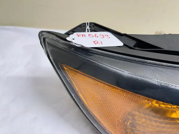 2011 2012 2013 KIA SORENTO HALOGEN FRONT RIGHT OEM HEADLIGHT 92102-14200 - Image 11