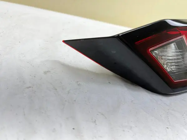 2019 2020 2021 2022 NISSAN ALTIMA HALOGEN REAR RIGHT INNER OEM TAIL LIGHT - Image 9