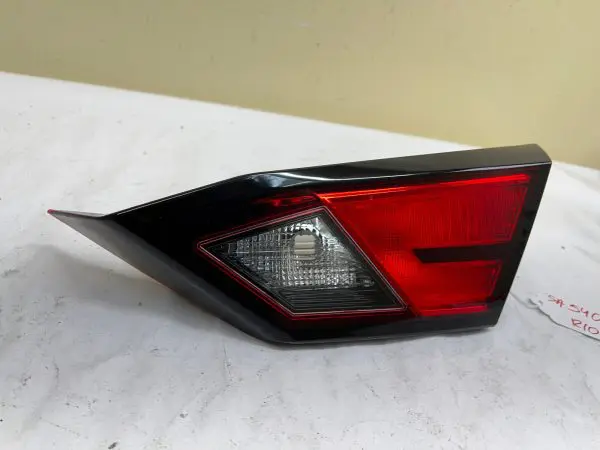 2019 2020 2021 2022 NISSAN ALTIMA HALOGEN REAR RIGHT INNER OEM TAIL LIGHT - Image 10