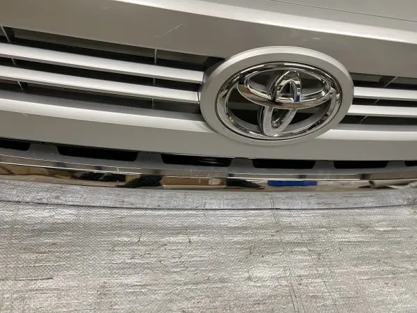 2014 2015 2016 2017  TOYOTA TUNDRA FRONT OEM GRILLE CHROME 53114-0c100 - Image 9