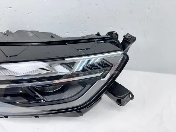 nice 2021 2022 2023 audi q5 sq5 full led front right oem headlight 80a941034h - Image 2