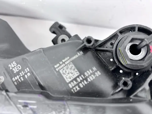 nice 2021 2022 2023 audi q5 sq5 full led front right oem headlight 80a941034h - Image 15