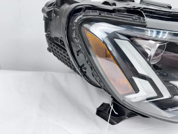 2020 2021 2022 2023 audi q7 sq7 matrix led front right oem headlight 4m0941040b - Image 8