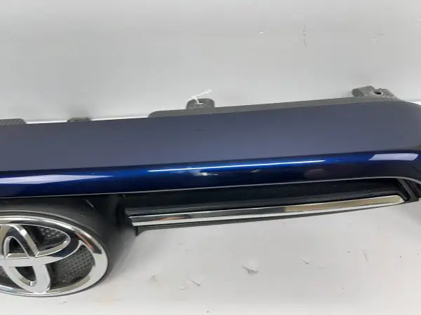 53101-35100 2020 2021 2022 2023 toyota 4runner upper front oem grille blue - Image 6