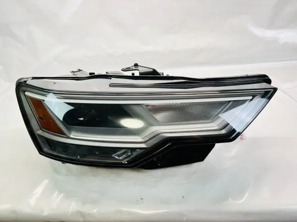 2019 2020 2021 2022 2023 AUDI A6 QUATTRO W/O MATRIX  LED RIGHT OEM HEADLIGHT