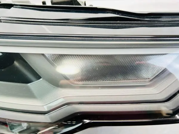 2019 2020 2021 2022 2023 AUDI A6 QUATTRO W/O MATRIX  LED RIGHT OEM HEADLIGHT - Image 4