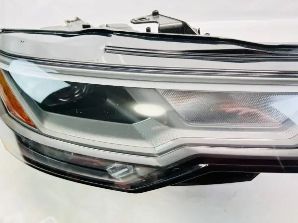 2019 2020 2021 2022 2023 AUDI A6 QUATTRO W/O MATRIX  LED RIGHT OEM HEADLIGHT - Image 5