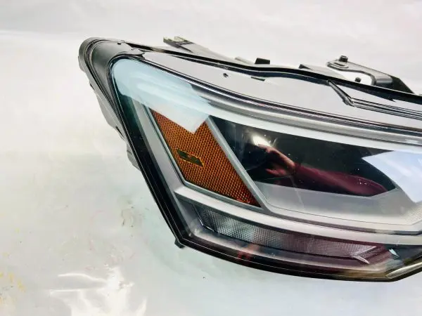 2019 2020 2021 2022 2023 AUDI A6 QUATTRO W/O MATRIX  LED RIGHT OEM HEADLIGHT - Image 6