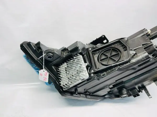 2019 2020 2021 2022 2023 AUDI A6 QUATTRO W/O MATRIX  LED RIGHT OEM HEADLIGHT - Image 11