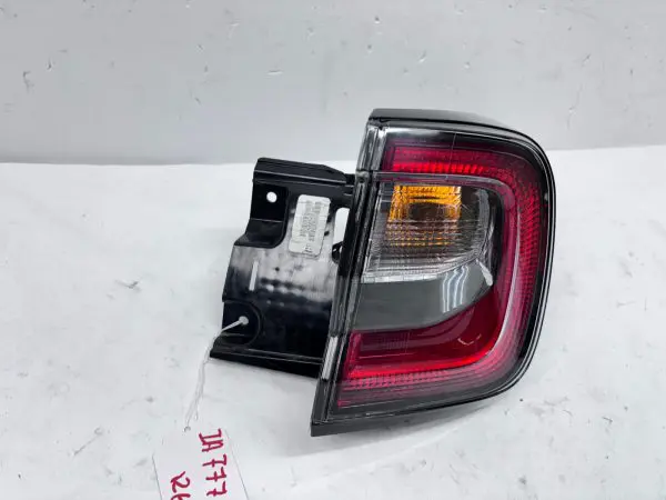 NICE 2020 2021 2022 2023 SUBARU LEGACY OUTBACK LED REAR RIGHT OEM TAIL LIGHT - Image 9