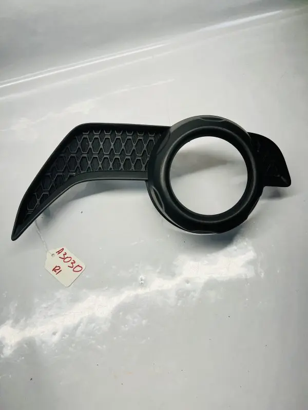 2014-2017 2018 2019 2020 2021 TOYOTA 4RUNNER FRONT LEFT FOG LIGHT COVER GARNISH