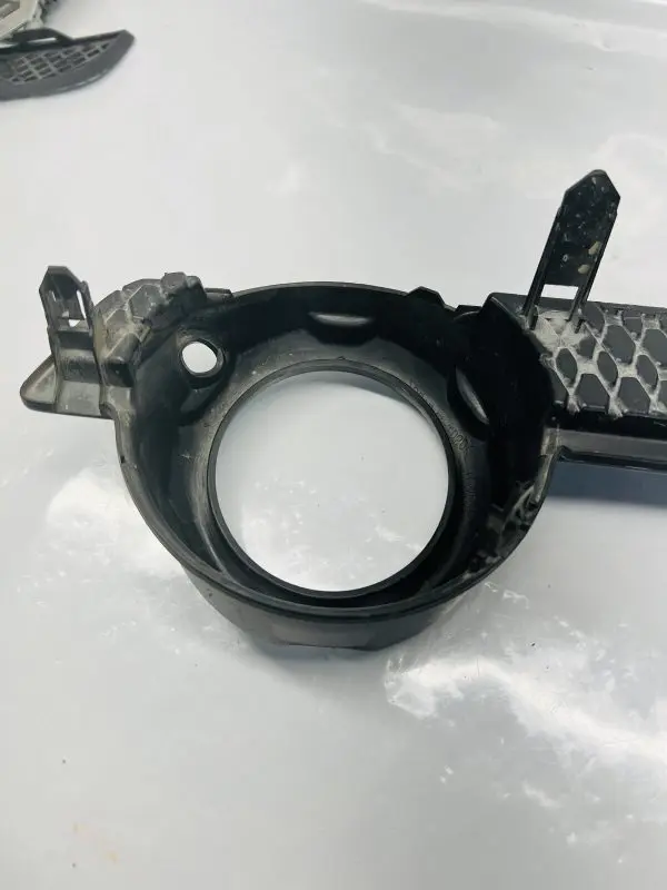 2014-2017 2018 2019 2020 2021 TOYOTA 4RUNNER FRONT LEFT FOG LIGHT COVER GARNISH - Image 12