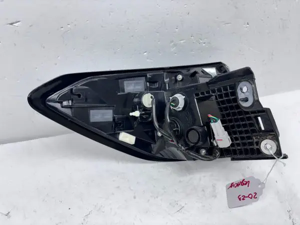 NICE 2020 2021 2022 2023 SUBARU LEGACY OUTBACK LED REAR RIGHT OEM TAIL LIGHT - Image 12