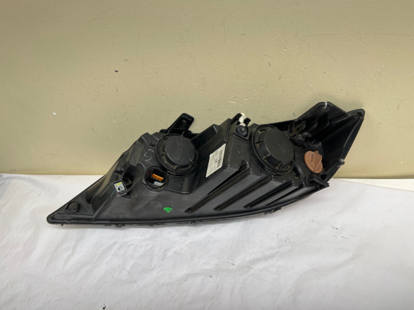 2011 2012 2013 KIA SORENTO HALOGEN FRONT RIGHT OEM HEADLIGHT 92102-14200 - Image 15