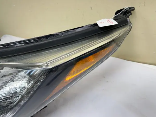 2017 2018 2019 TOYOTA HIGHLANDER HALOGEN LED FRONT LEFT OEM HEADLIGHT - Image 3