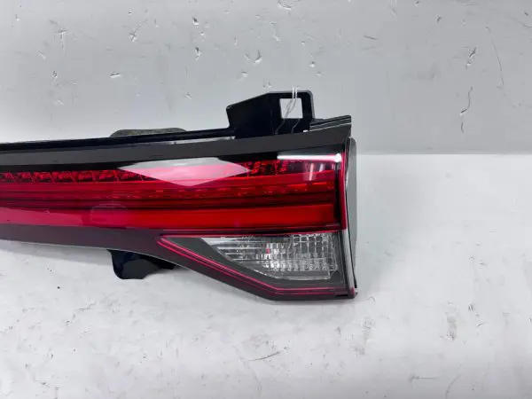 NICE 2022 2023 2024 MITSUBISHI OUTLANDER LED REAR INNER RIGHT OEM TAIL LIGHT - Image 3