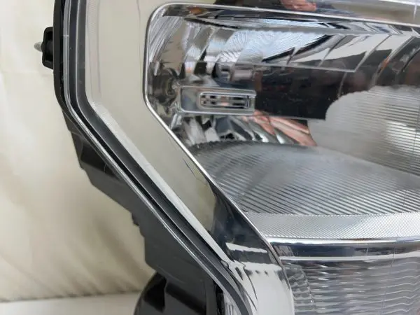 2018 2019 2020 FORD F150 HALOGEN FRONT RIGHT OEM HEADLIGHT KL3413005AA - Image 4