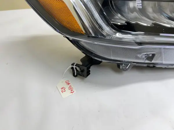 2018 2019 2020 2021 2022 HONDA ACCORD HYBRID LED FRONT RIGHT OEM HEADLIGHT BLUE - Image 9