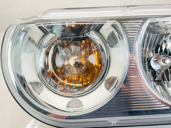NICE 2008 2009 2010 2011 2012 2013 2014 CHEVY CHALLENGER HALOGEN LEFT HEADLIGHT - Image 2