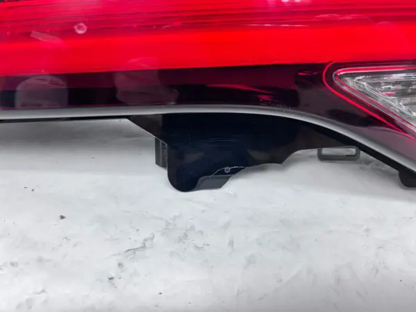 NICE 2022 2023 2024 MITSUBISHI OUTLANDER LED REAR INNER RIGHT OEM TAIL LIGHT - Image 11