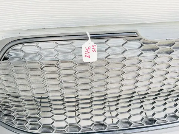 ⭐️ 2019 2020 2021 TOYOTA COROLLA FRONT OEM GRILLE GENUINE 5311212350 - Image 2