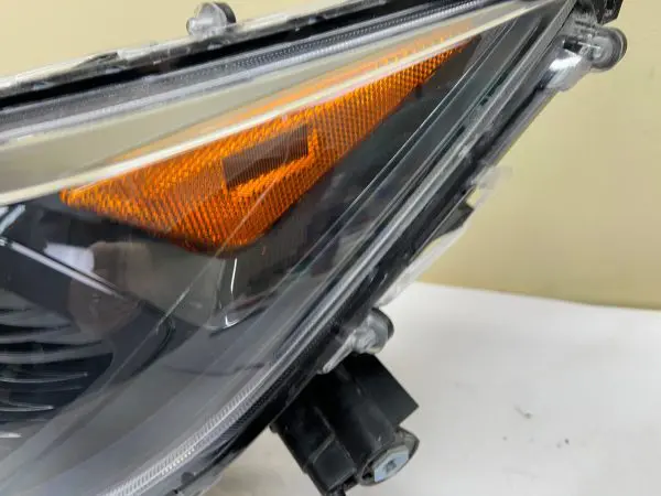 ALL TABS 2019 2020 2021 TOYOTA RAV4 LED BLACK BEZEL FRONT LEFT OEM HEADLIGHT - Image 4