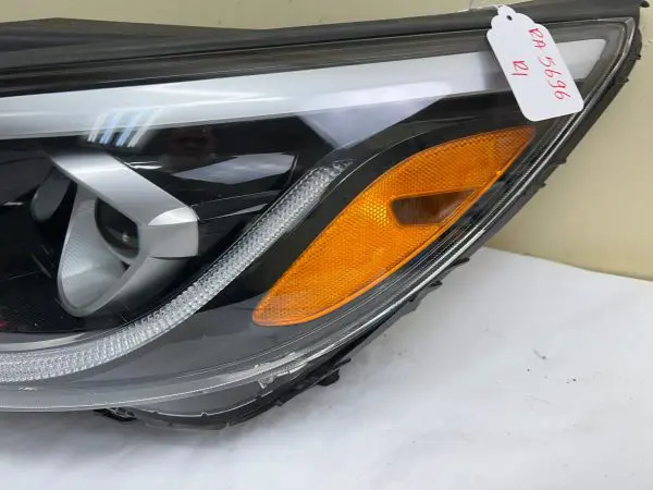 2019 2020 2021 KIA SEDONA HALOGEN LED FRONT LEFT OEM HEADLIGHT 92101-A9 - Image 5