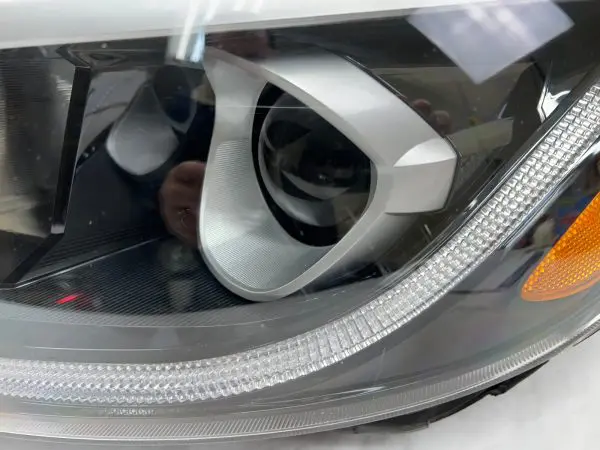 2019 2020 2021 KIA SEDONA HALOGEN LED FRONT LEFT OEM HEADLIGHT 92101-A9 - Image 8