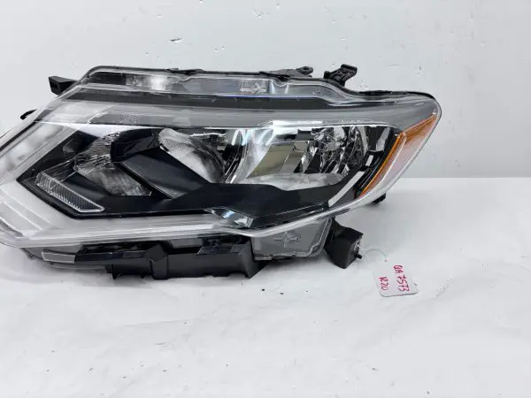 2017 2018 2019 2020 nissan rogue halogen led front left oem headlight - Image 3