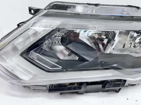 2017 2018 2019 2020 nissan rogue halogen led front left oem headlight - Image 10
