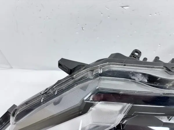 2017 2018 2019 2020 nissan rogue halogen led front left oem headlight - Image 13