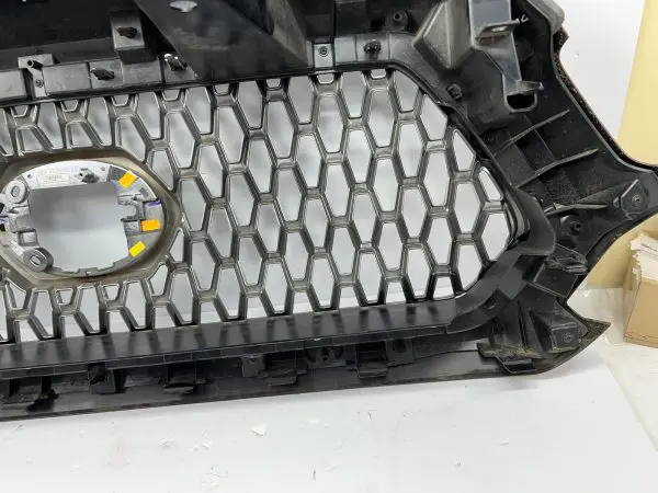 53113-04040 2016-2018 2019 2020 2021 2022 toyota tacoma trd front oem grille red - Image 19