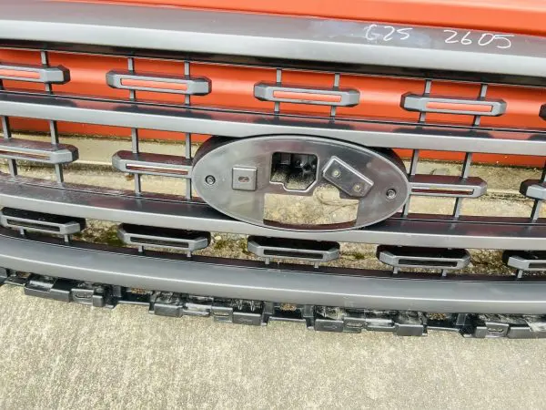 2021 2022 2023 FORD F150 FRONT OEM GRILLE GENUINE MK3Z8200DB DAMAGED - Image 5