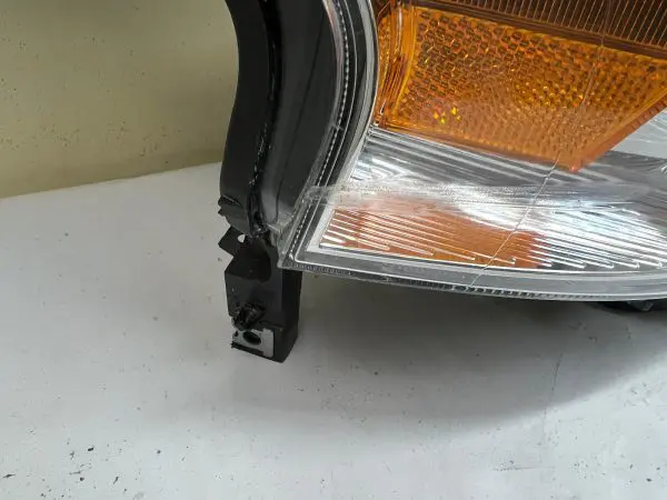 ALL TABS  2013 2014 2015 NISSAN ALTIMA HALOGEN FRONT RIGHT OEM HEADLIGHT - Image 9