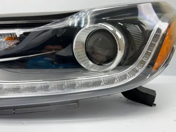 2017 2018 2019 2020 2021 2022 chevy trax halogen led drl left oem headlight - Image 8