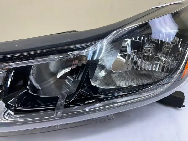 2017 2018 2019 2020 2021 2022 CHEVY TRAX HALOGEN LEFT OEM HEADLIGHT 42698951 - Image 8