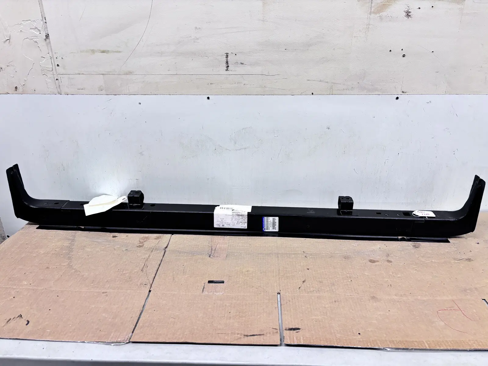 Dodge Ram 3500 2013-2022 2023 2024 Rear Forward Floor Pan Crossmember 68197093ab
