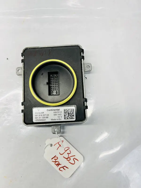 NOS OEM PORSCHE CONTROL UNIT HEADLIGHT RANGE / LEVELLING SYSTEM 99161832704