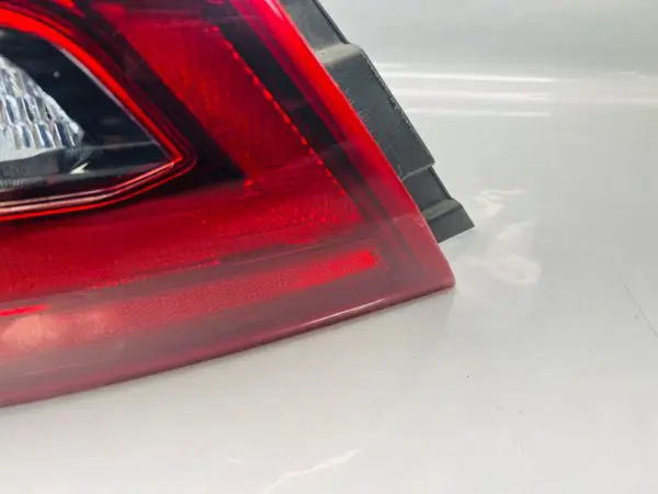 2016 2017 2018 NISSAN ALTIMA DARK LENS  REAR LEFT  OEM TAIL LIGHT - Image 3