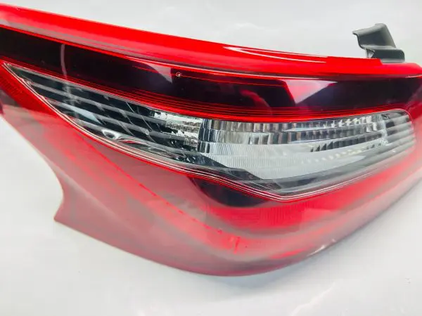 2016 2017 2018 NISSAN ALTIMA DARK LENS  REAR LEFT  OEM TAIL LIGHT - Image 7