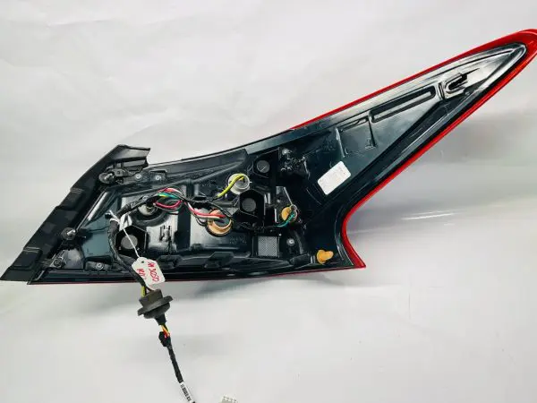 2016 2017 2018 NISSAN ALTIMA DARK LENS  REAR LEFT  OEM TAIL LIGHT - Image 12